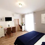 Center * Задар