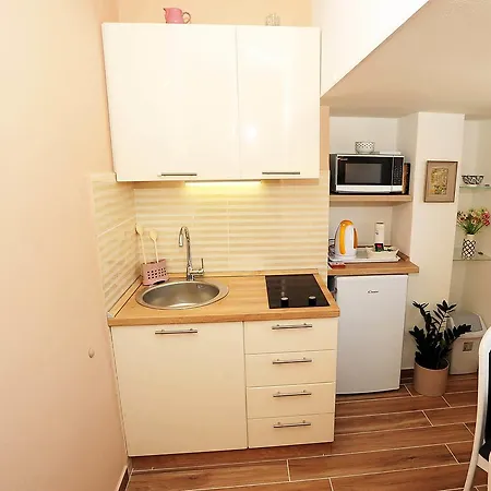 Apartment Center