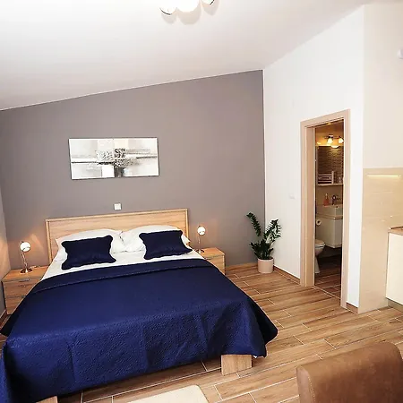 Apartment Center